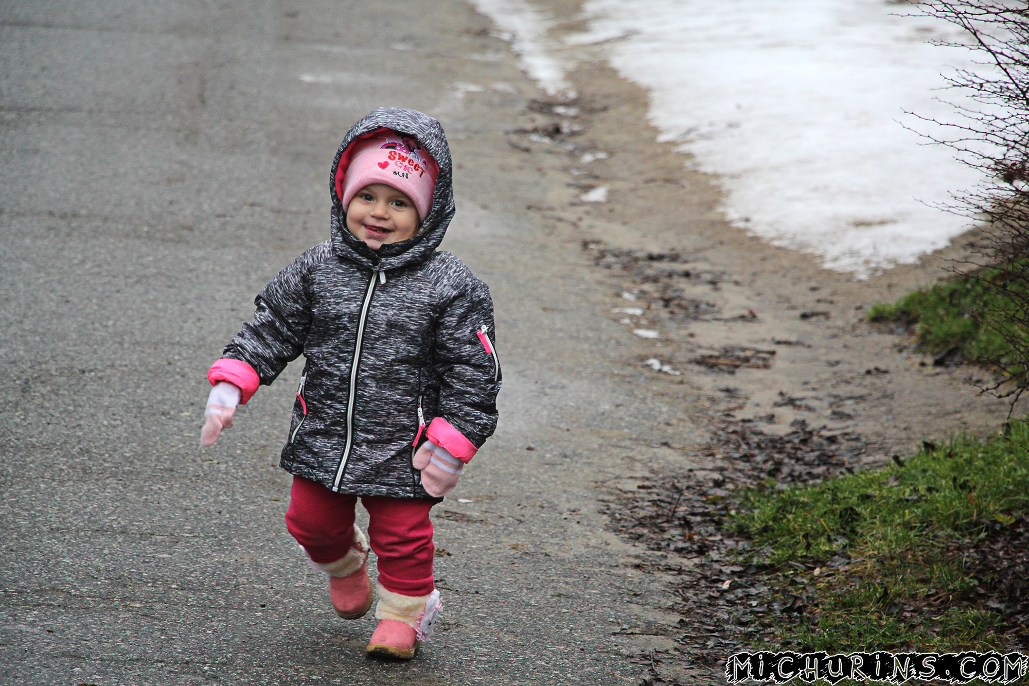 Миюшка и снег